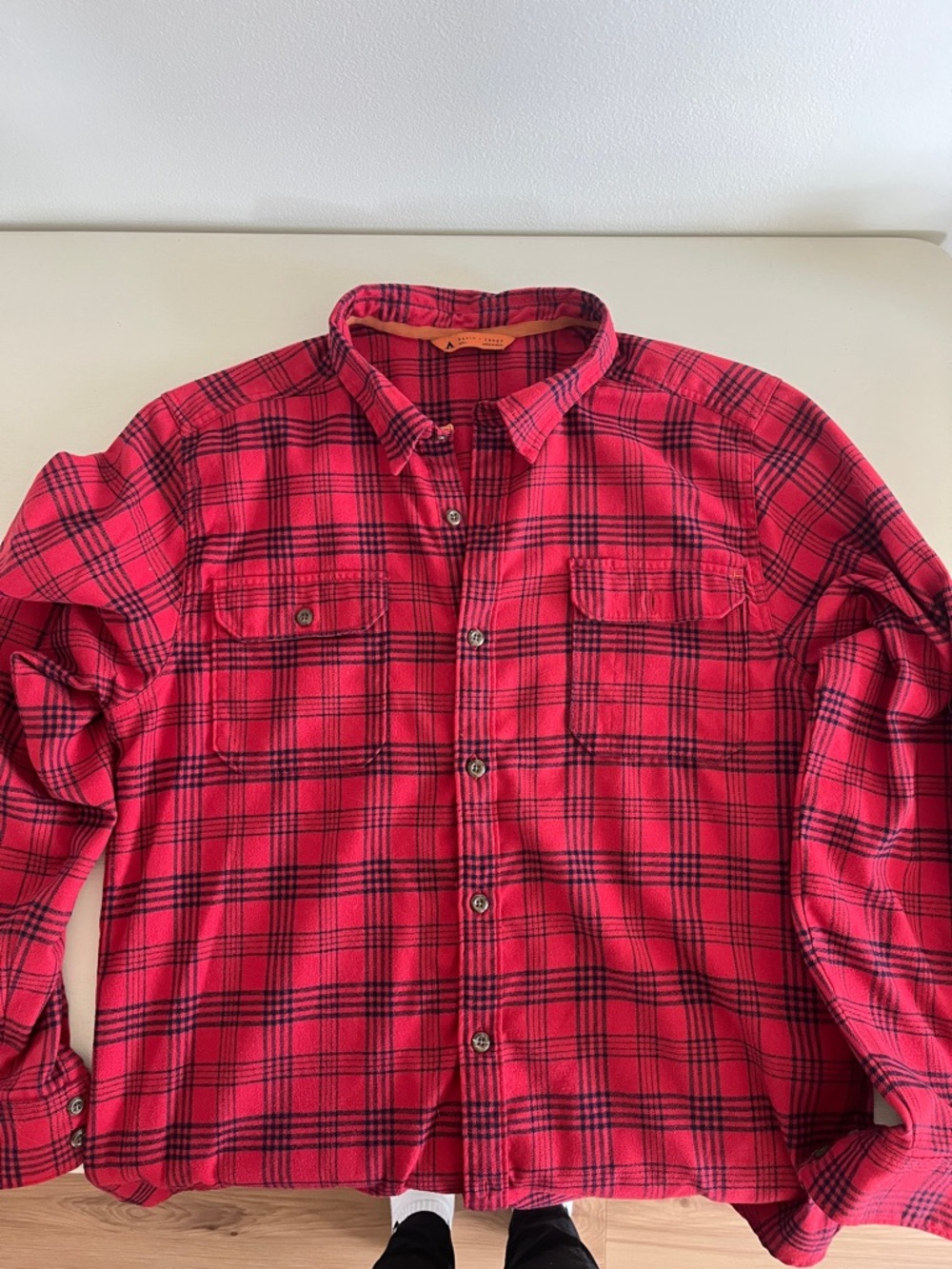 Casual Red Plaid Button-Down Shirt - Men's Lightweight Flannel